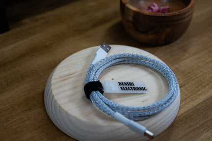 Basic Silver &amp; White Cable
